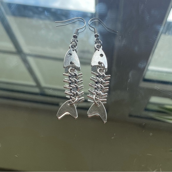 Dangle silver fish bone earrings - Picture 2 of 2